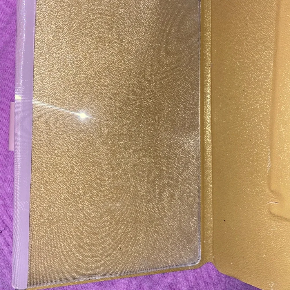 Pink Screen magnifier